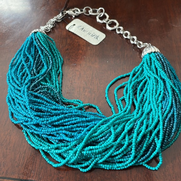 One Wink turquoise choker with silver chain. - Picture 2 of 2